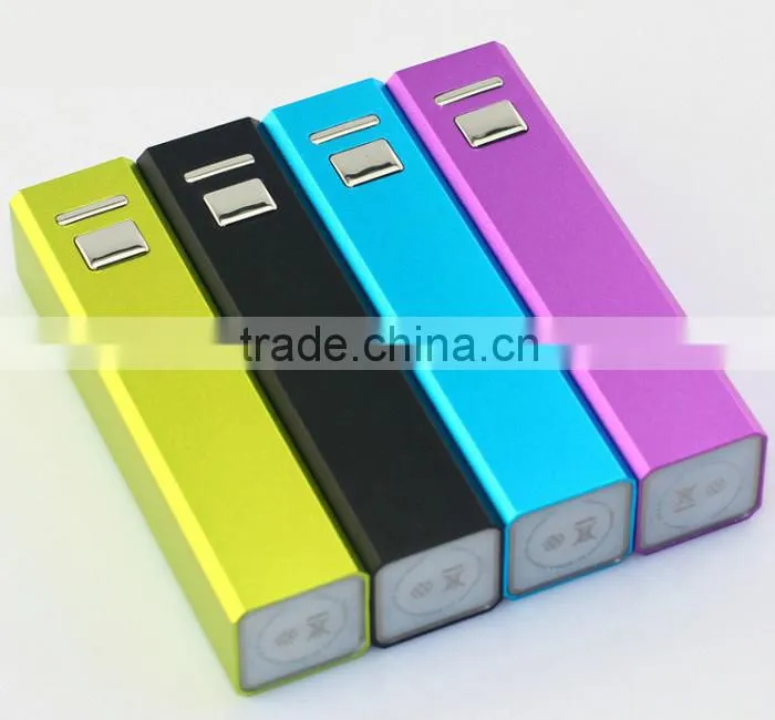 Custom logo 2600mAh best quality metal power bank travel charger