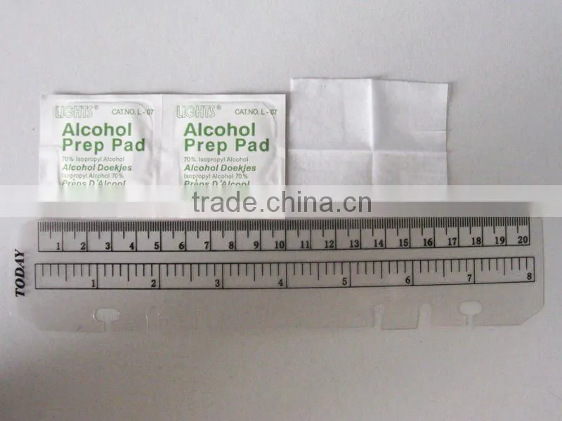 Alcohol antiseptic wipe L 07