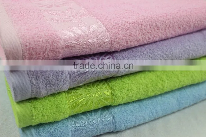 china wholesale market cotton solid color and jacquard border bath towels on sale