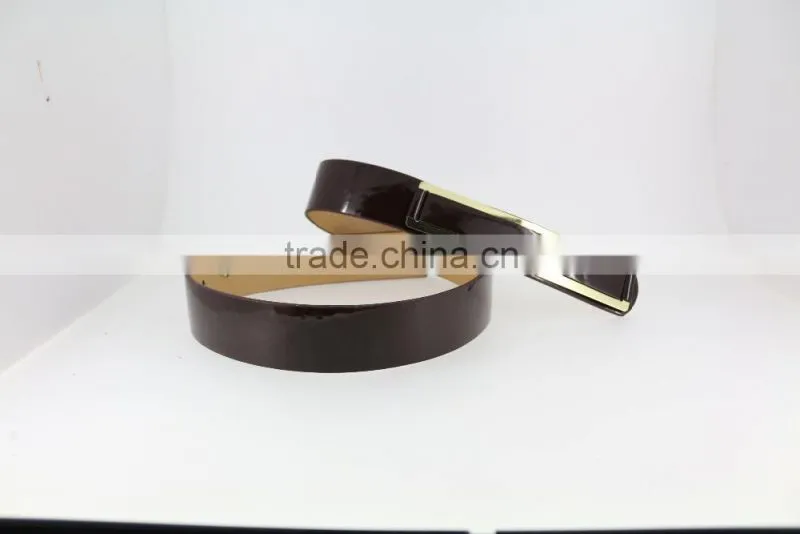 2015 designer pu fashion dress belt with brown shiny PU leather in yiwu