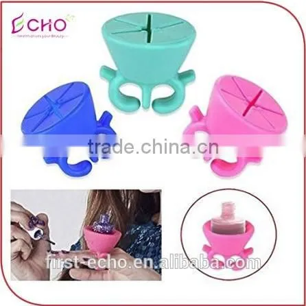 Soft Flexible Silicone Gel Wearable Nail Polish Varnish Bottle Holder Ring for Female Women Girls