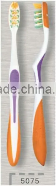 Y2013 New design high quality toothbrush 5075