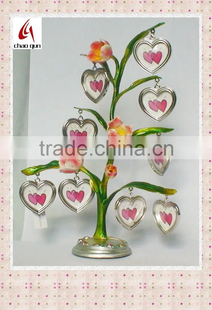 Metal family tree photo frame