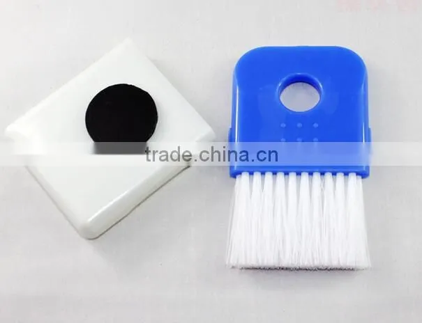 Plastic Mini Microwave Magnetic Brush