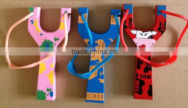 Best sell colorful wooden custom slingshot catapult
