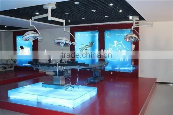 Operating Table Compatible with many accessories