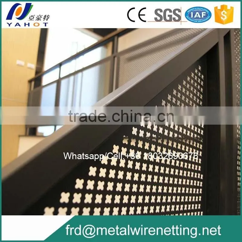 Perforated aluminum false ceiling machine