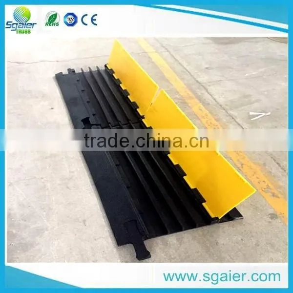 4 channel China cheap Cable protector ramps stage cable ramp