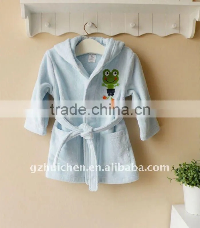 2011 autumn baby wear 100% cotton embrooider bathrobe