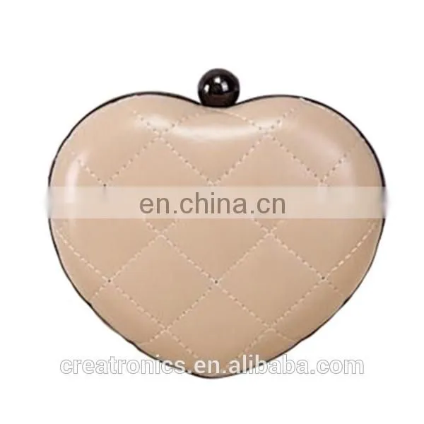 CR low MOQ requirements shining quilted griddings pu surface heart-shaped long chian black best selling new coin bag