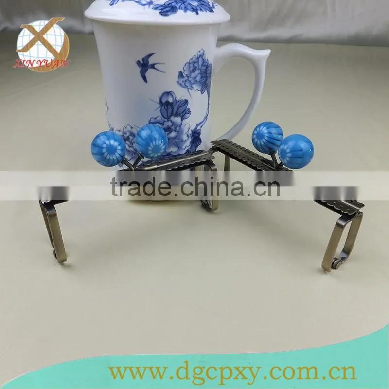 women handbag popular metal handbag handle with blue kiss clasp