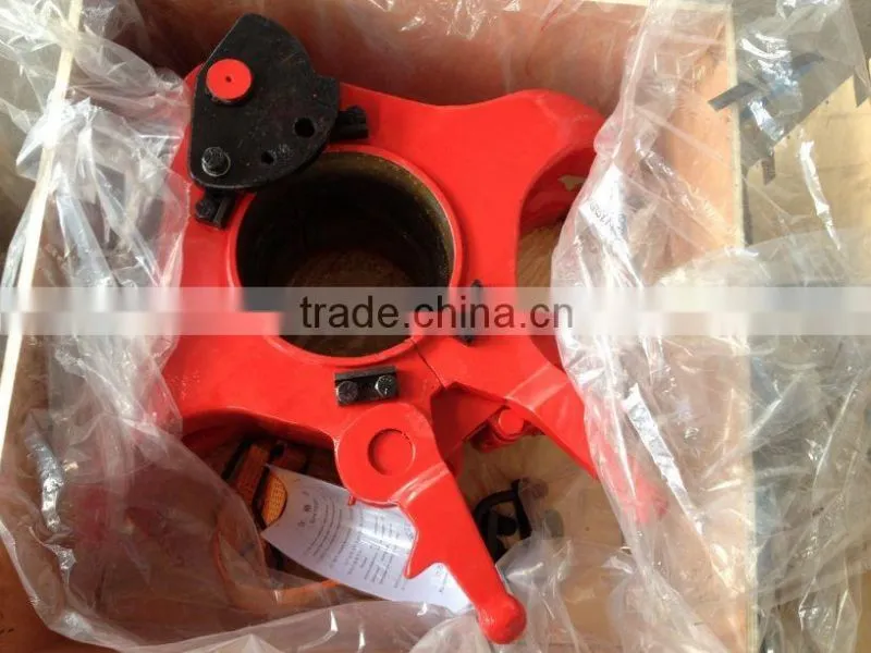 API 8C oil drilling Center latch elevator 318ton for pipe Dia 89 to168mm handling tools (DDZ-350TD)