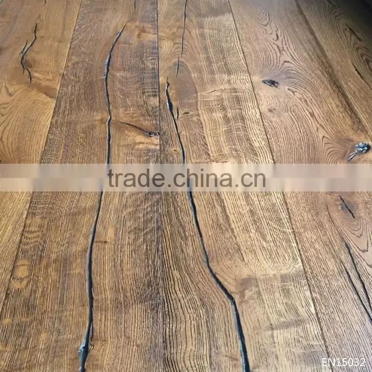 Antique Style Distressed CED Grade Oak Engineered Wooden Floor