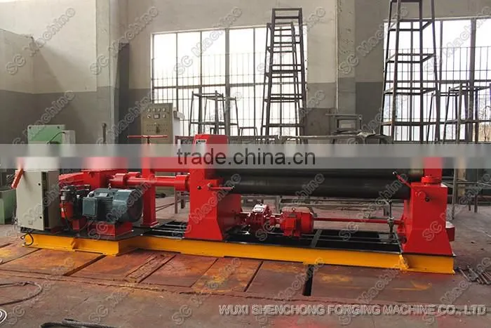 Plate rolling bending machine with three rolls