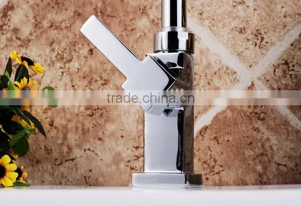 Deltar single lever brass basin faucet