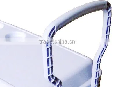 46L Pulling Cooler Box Insulated Plastic Ice Box with Side Handle and Small Wheel