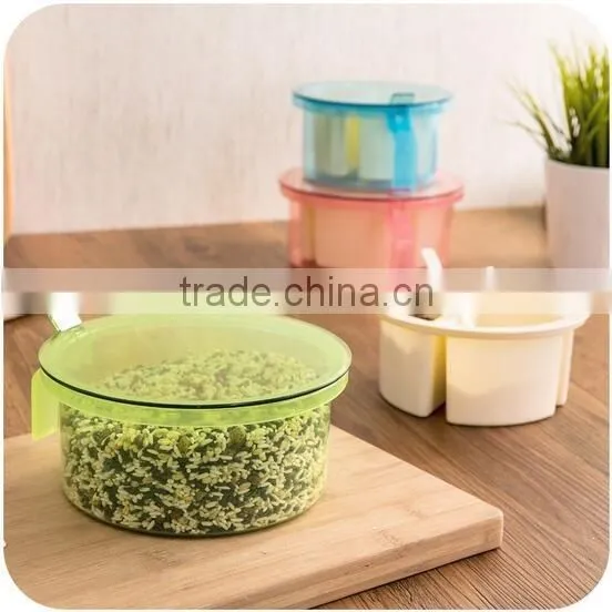 new design 4 cases round plastic spice bottles wholesale spice box seasoning box
