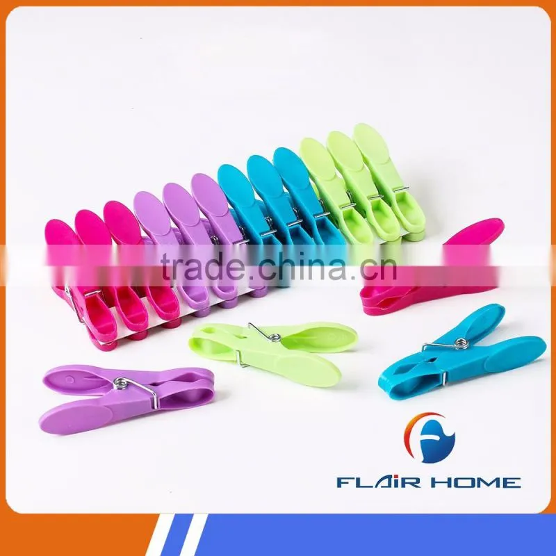 Competitive price easy carry clothespins are large