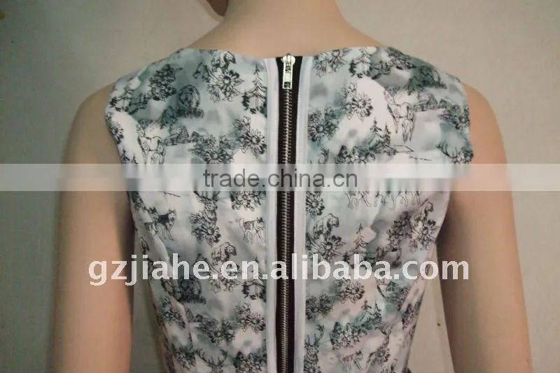 2011 trendy dress
