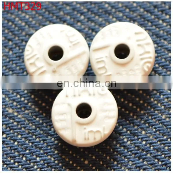 button rivet