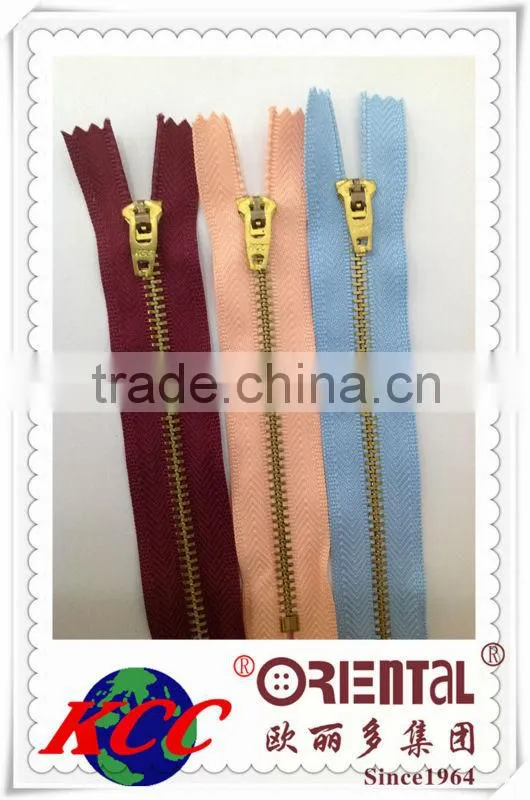 4# close-end YG slider metal teeth KCC Eco-friendly zipper