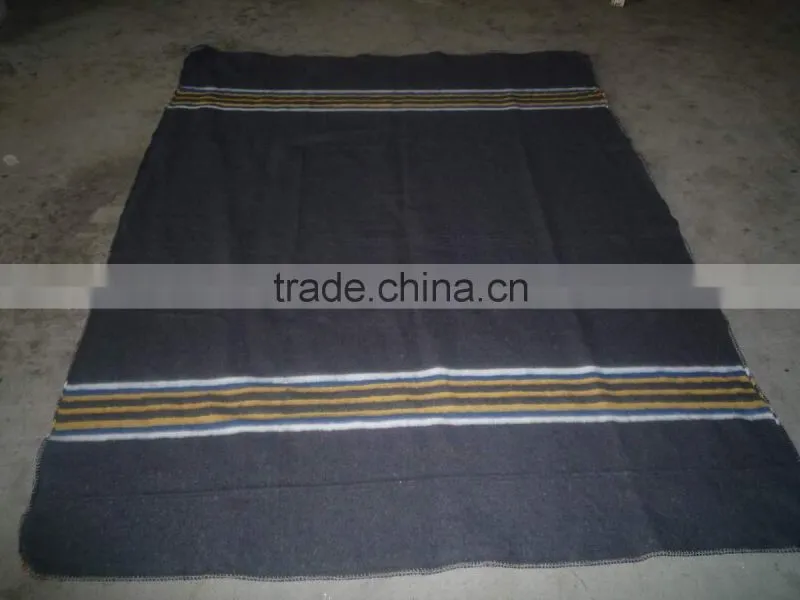 Cotton recycled wool blanket