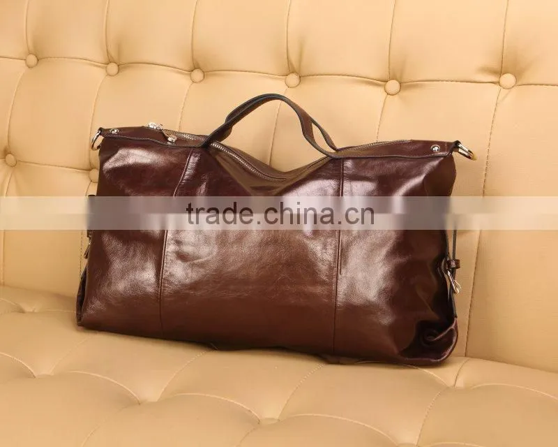 Travel bag made in China retro leather tote bag portable travel handbag