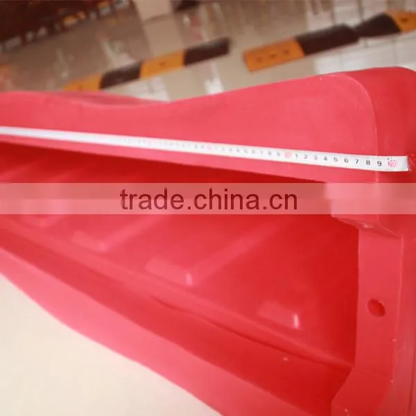 Sand filled or water traffic barriers plastic safety barriers
