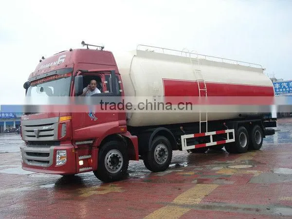 Daimler 8x4 concrete pump truck