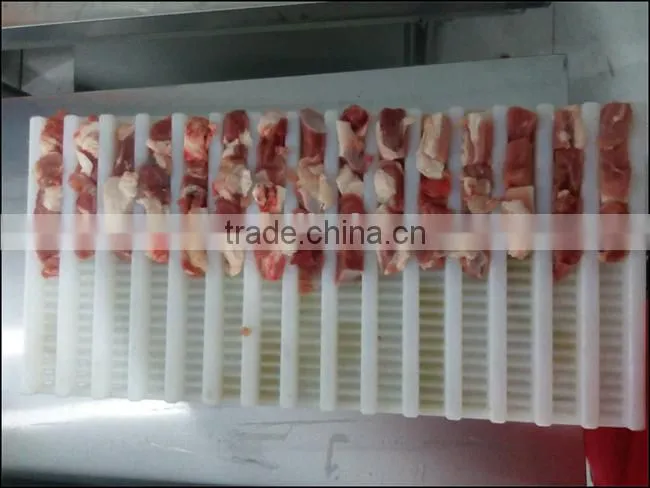 Stainless steel meat kebab machine/Manual skewer machine for sale