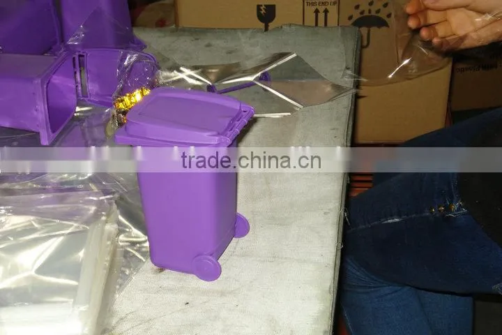 HOT fancy desktop mini plastic children trash can