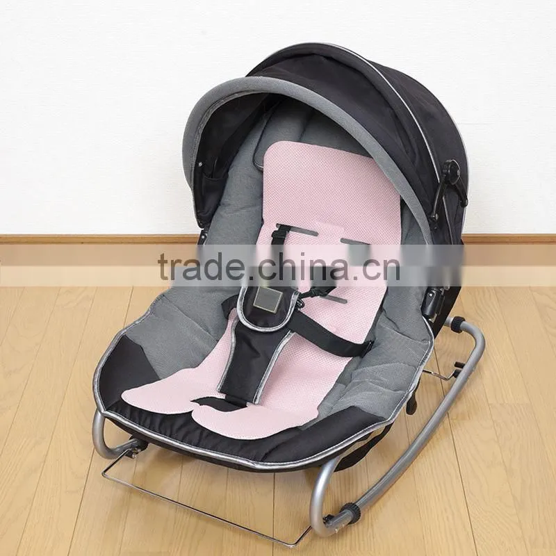 Breathable easy to attach baby care product stroller liner with 3D mesh material