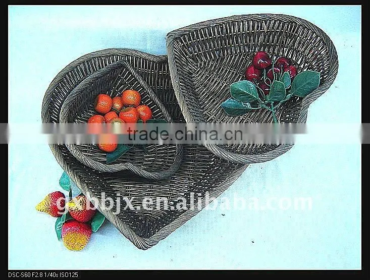 Heart shaped rattan weave storage fruit pots set of three
