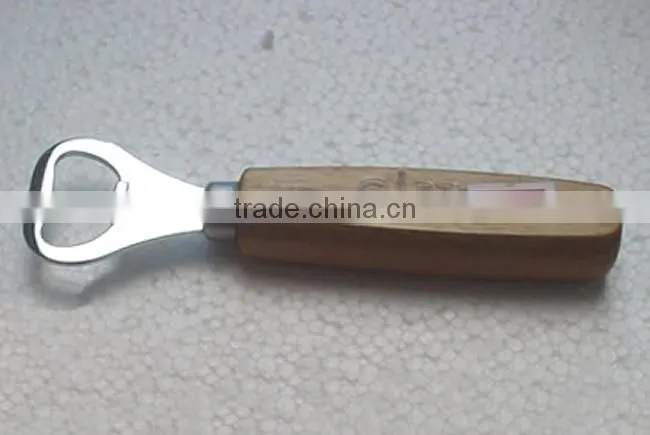 Bottle Opener with Wooden Handle, Promotional Gift for Beverage Products c0805w