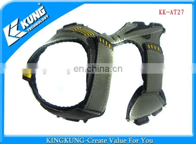Men's woven massage sandals