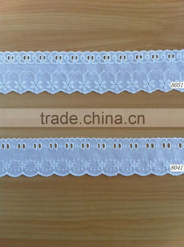 Fashion best sell embroidery flowers wedding lace