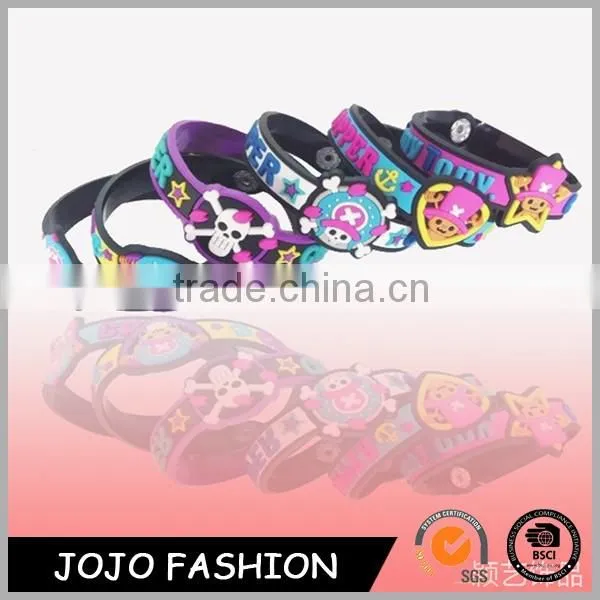 2016 Hot selling wholesale cheap custom halloween skull bracelet kids cartoon silicone bracelet
