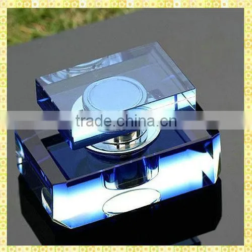 Handcrafted Purple Crystal Perfume Bottles For Wedding Decoration