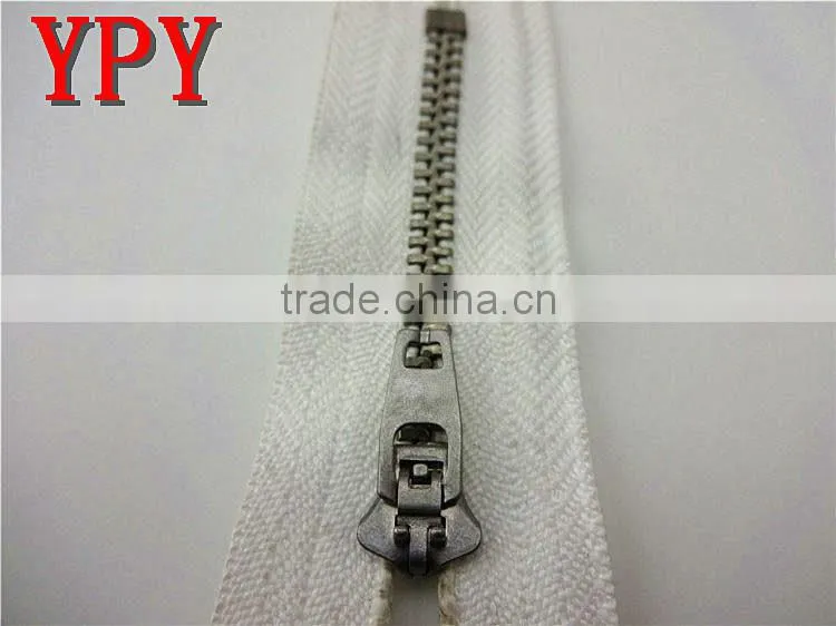 Y Teeth zipper