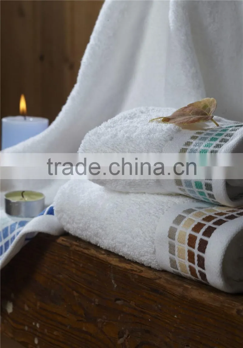 Wholesale Fancy design Embroider dobby Border Bath Towel hand towel manufacture