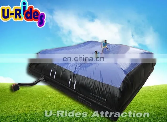 Big jumping air bag for stunt