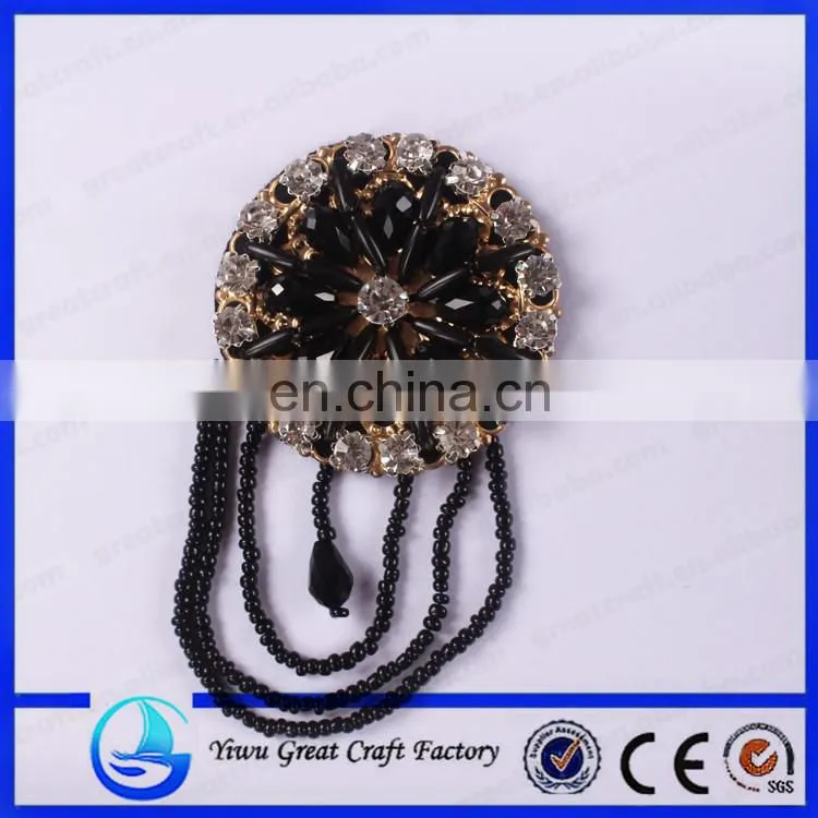 The spring and autumn period and the popular DIY craft beaded shoes can be customized to sample