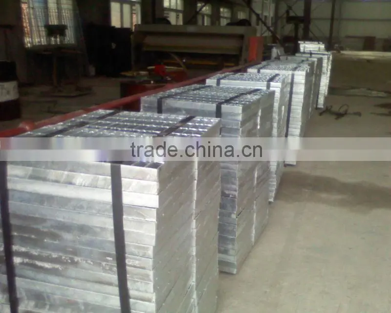 Galvanized Stair Treads with Anti Slip Nosing