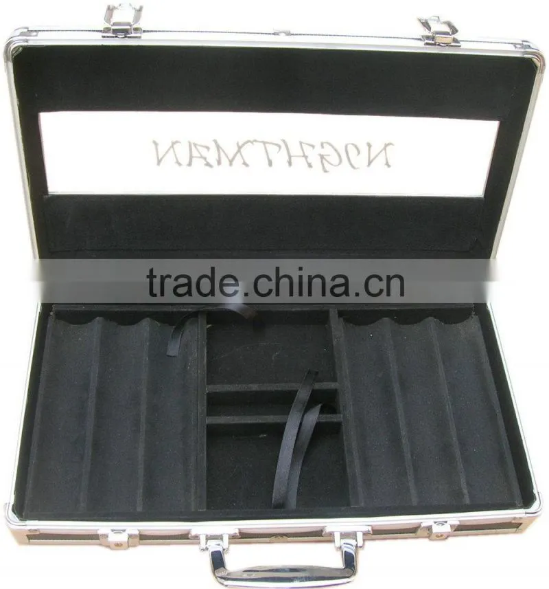 premium poker chip set Poker Set with 600 chips and carrying case