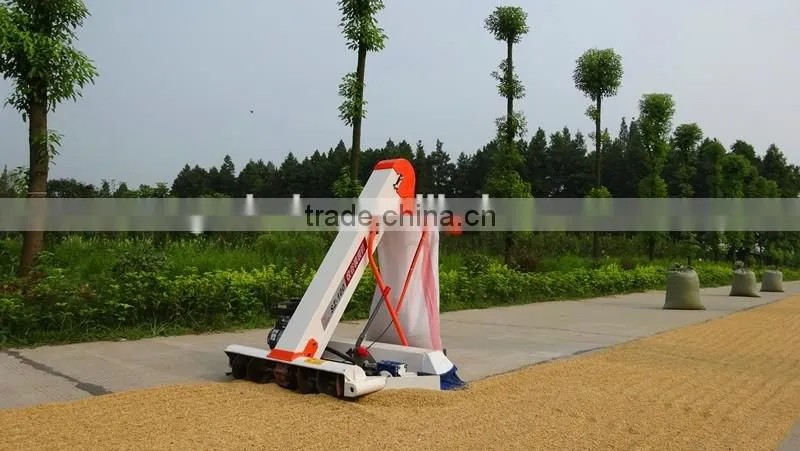 Farm use automatic hand push type cereal rice collection and bagging machine