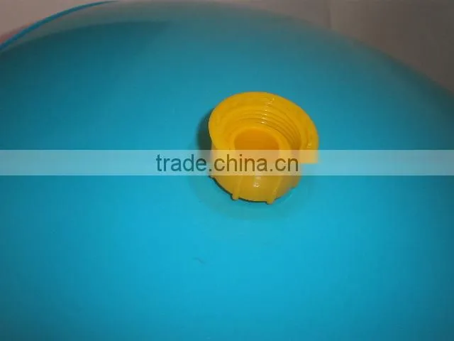 Inflatable sprinkler beach ball, pvc sprinkler beach balls for kids play
