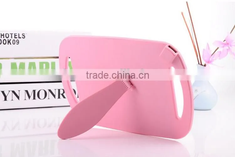 Portable universal solar charger, solar power bank, Sun power for mobile phone/iPhone/iPad
