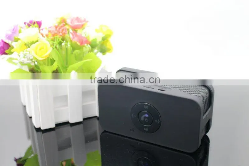 Flash Light Bluetooth Speaker, Mini Bluetooth Speaker With FM Radio