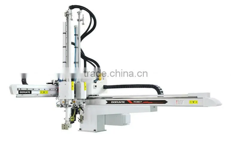 Mini Picking Robot Arm For Injection Moulding Machine Below 100T