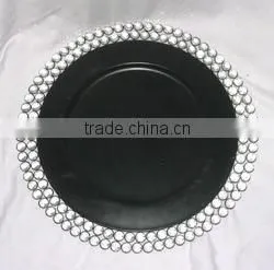 Black charger plate with white crystal for wedding